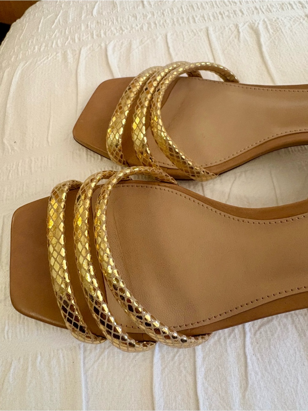 AREZZO Gold strappy sandals - Picture 8 of 11